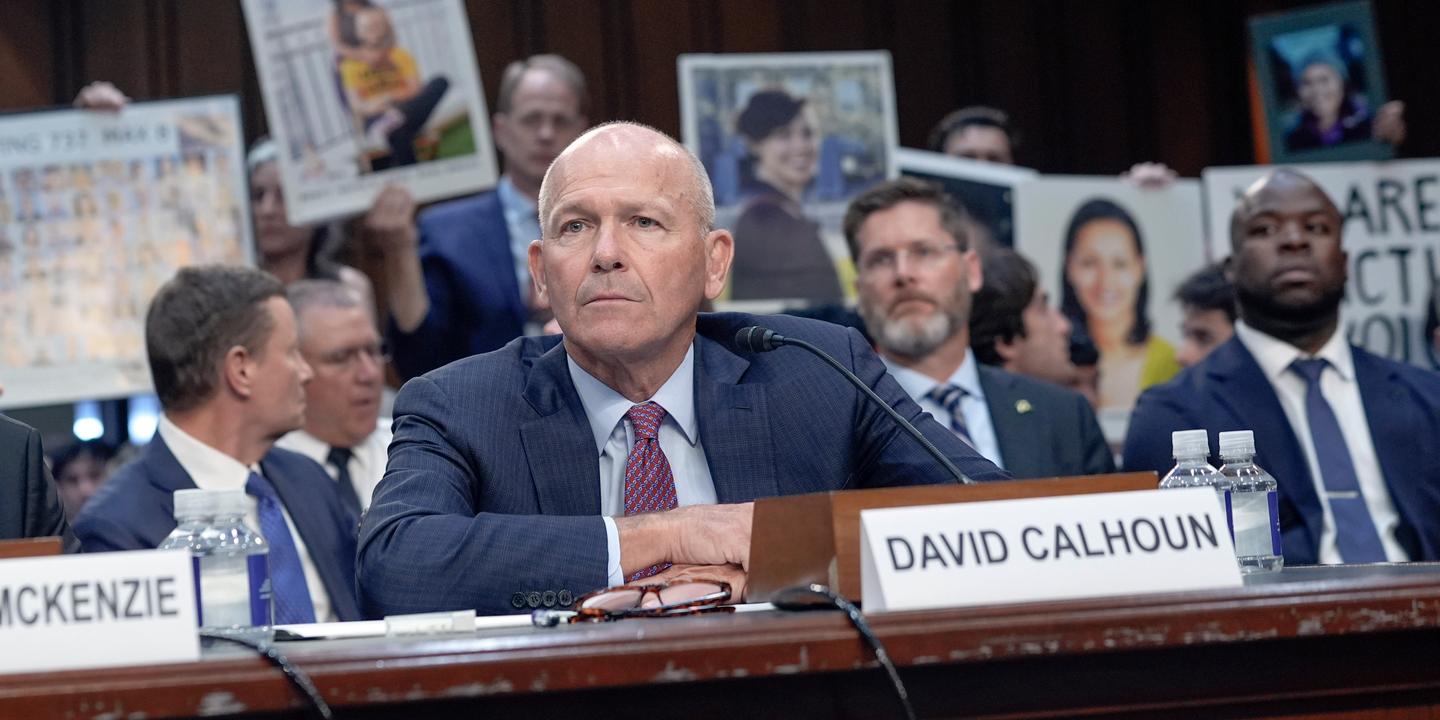 L’audition calamiteuse du patron de Boeing devant le Sénat des Etats-Unis : « Vous êtes payé à quoi faire ? »
