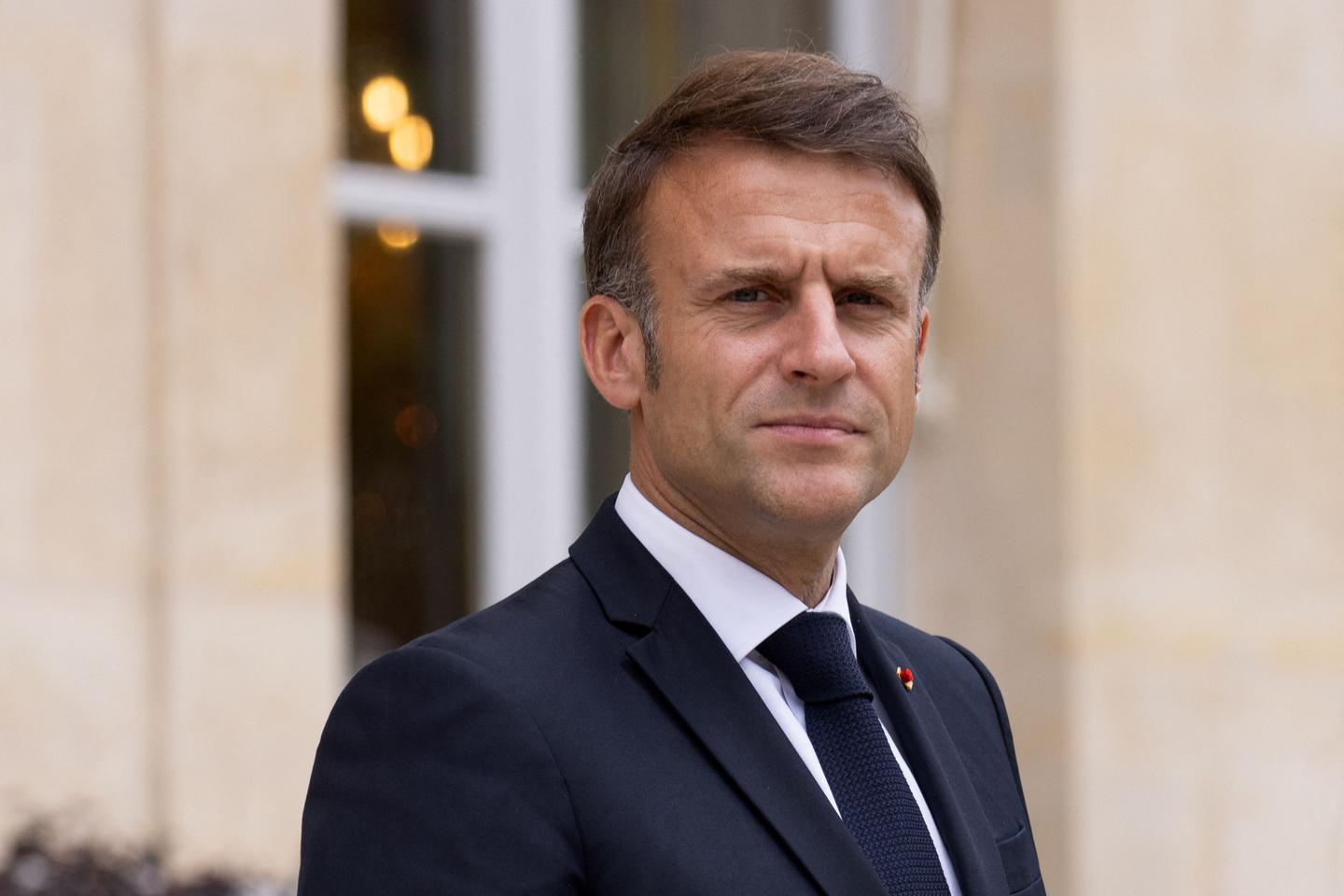 French elections: Macron pledges 'change' and to 'act until 2027' in open letter