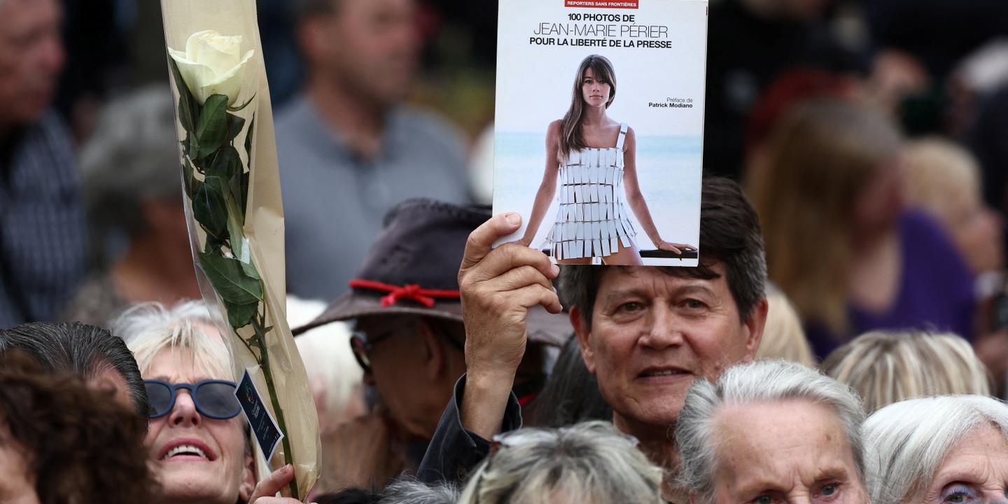 Au Père-Lachaise, les adieux d’une génération à Françoise Hardy, icône de la chanson française