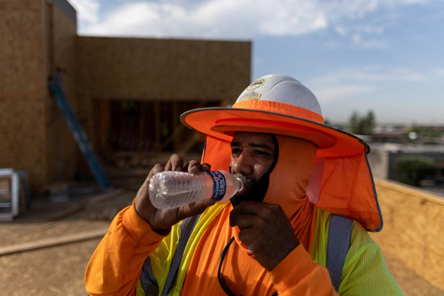 At least 6 heat-related deaths in Phoenix area