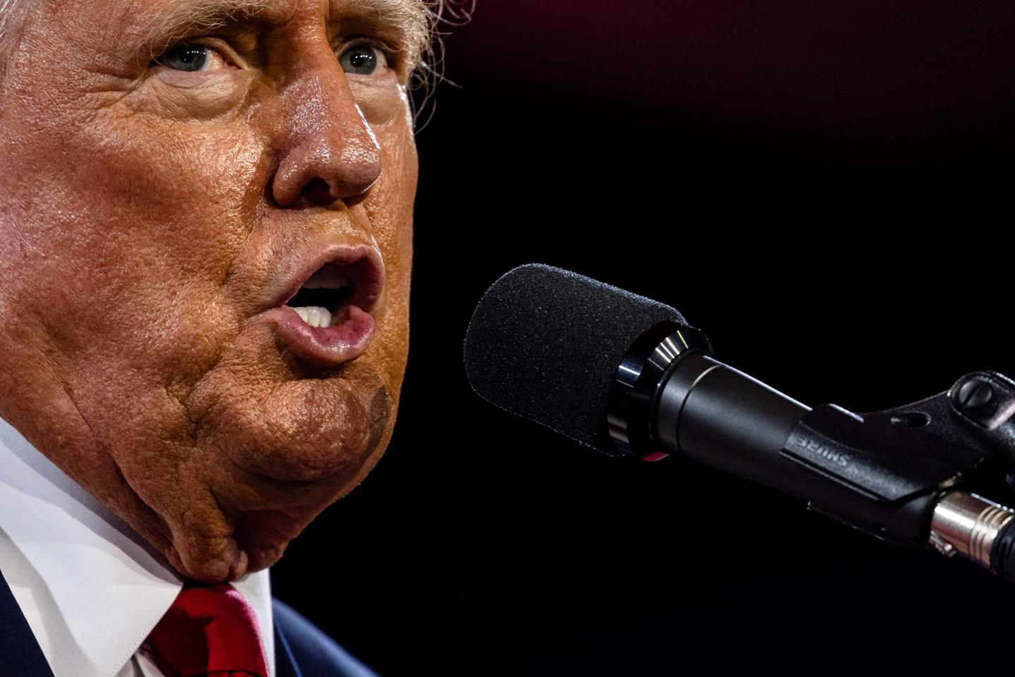 US 2024 elections: Trump asks evangelical Christians to vote in November