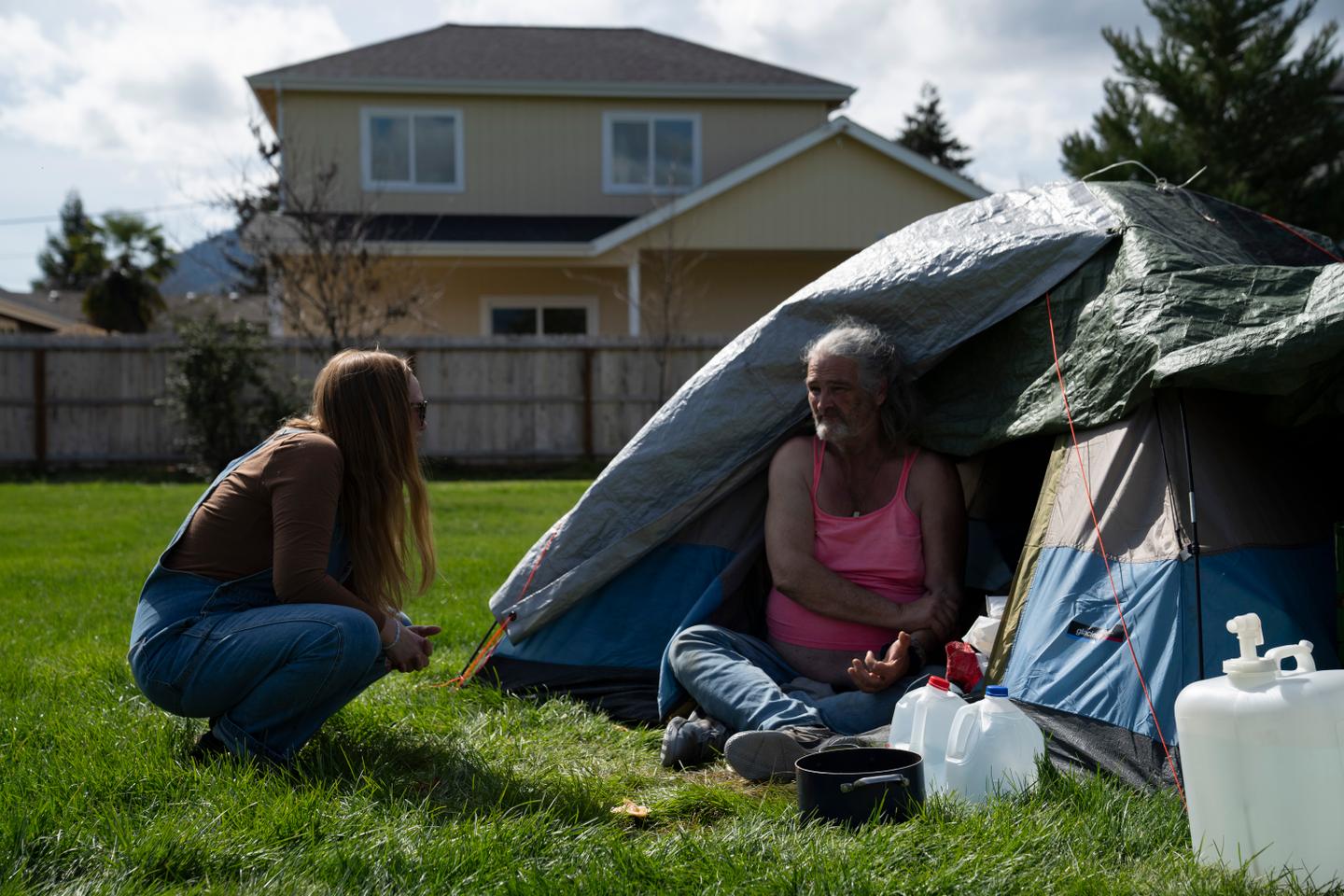 US Supreme Court upholds ban on homeless camps