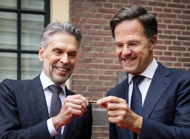 Dick Schoof en Mark Rutte, Den Haag, Nederland, dinsdag 2 juli 2024.