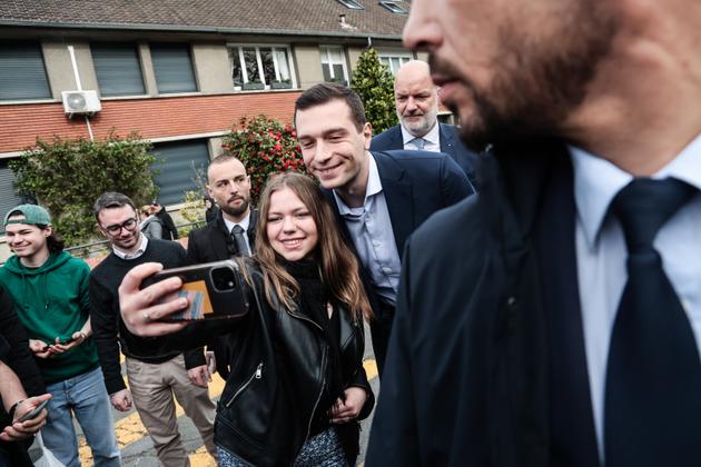 Jordan Bardella dans le Nord, samedi 6 avril 2024.