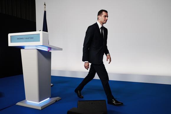 Discours de Jordan Bardella au QG du Rassemblement national à Paris, le 7 juillet 2024.
