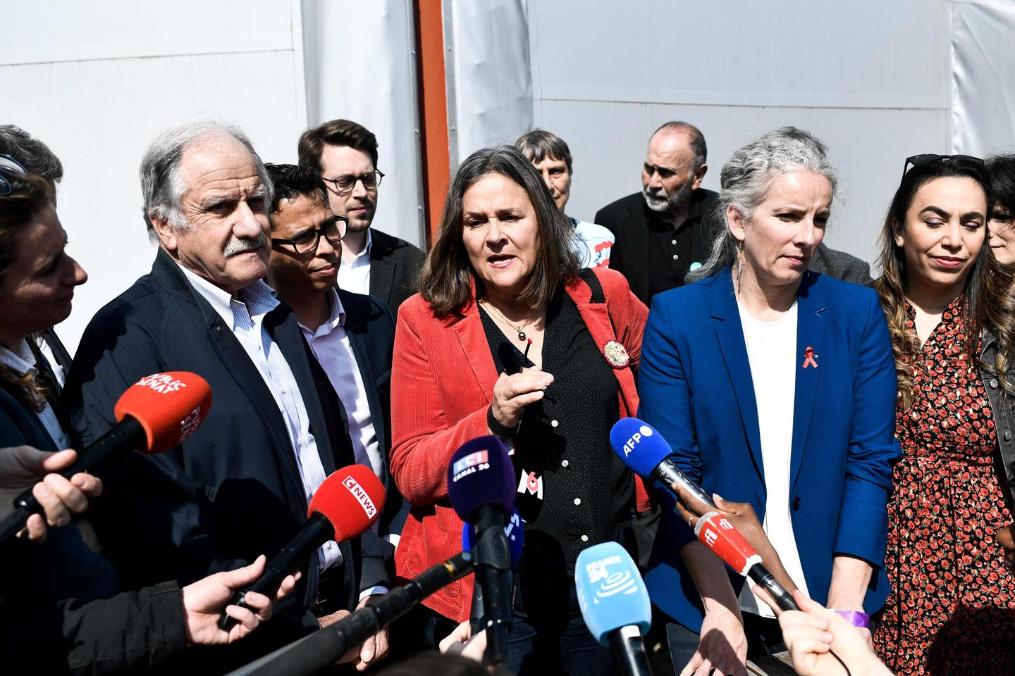 Dominique Voynet revient à l’Assemblée nationale après sa victoire au second tour des législatives 2024