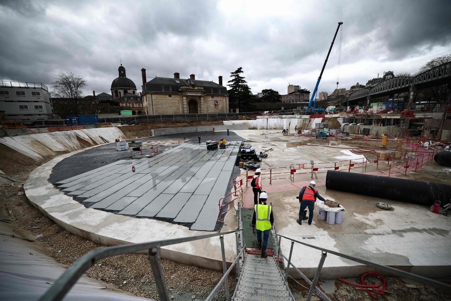 The Paris 2024 Olympics and the promises of a new Seine