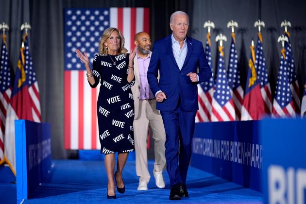 Joe Biden and his wife Jill Biden, the day after the disastrous debate, in Raleigh, North Carolina, June 28, 2024.