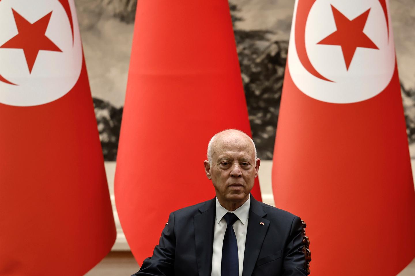 In Tunesië kondigde Kais Saied zijn kandidatuur aan voor een nieuwe presidentiële termijn