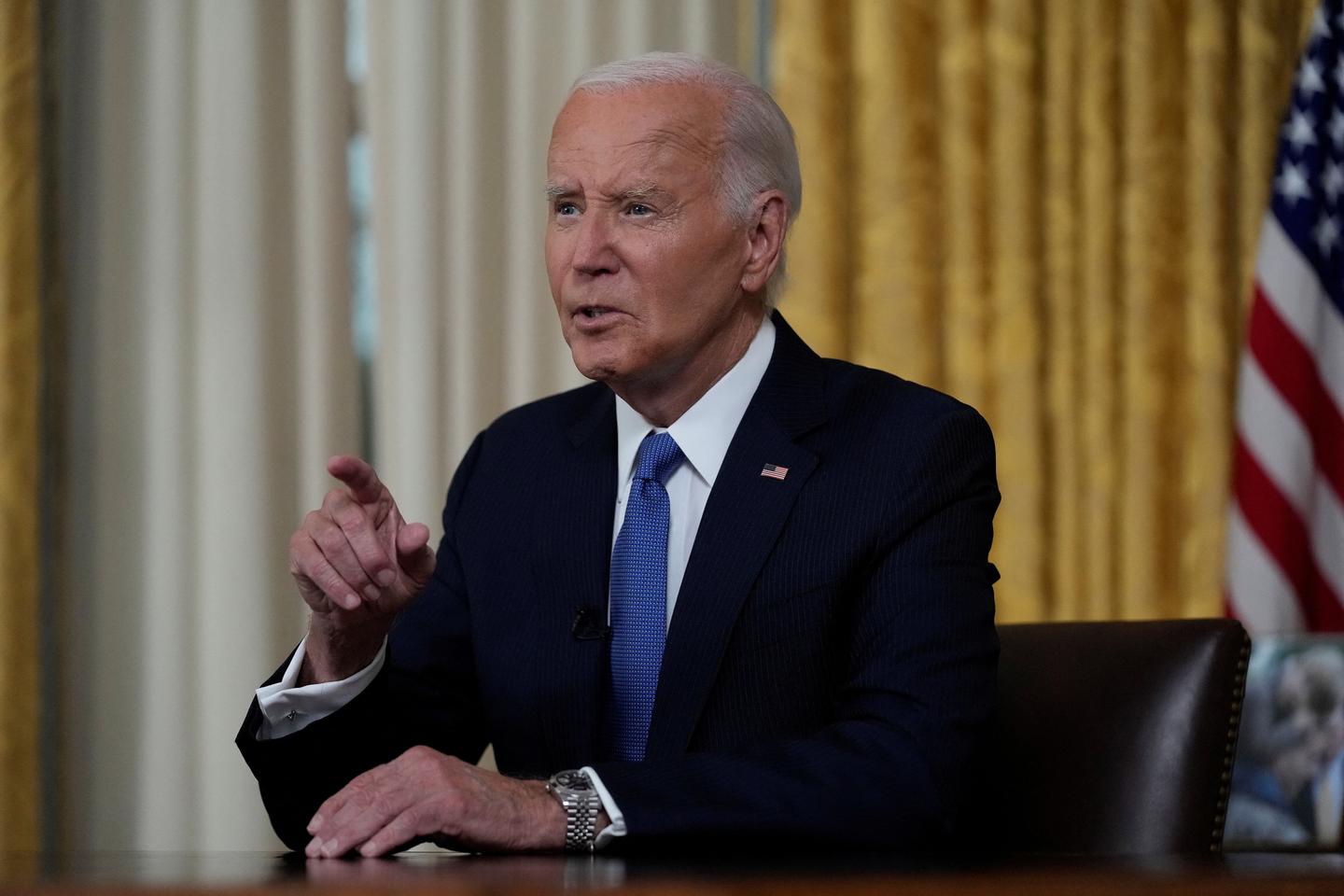 ジョー・バイデン氏は、ホワイトハウスの選挙戦から撤退することで、「民主主義を守り」、「若い声」に余地を残したいと述べている。