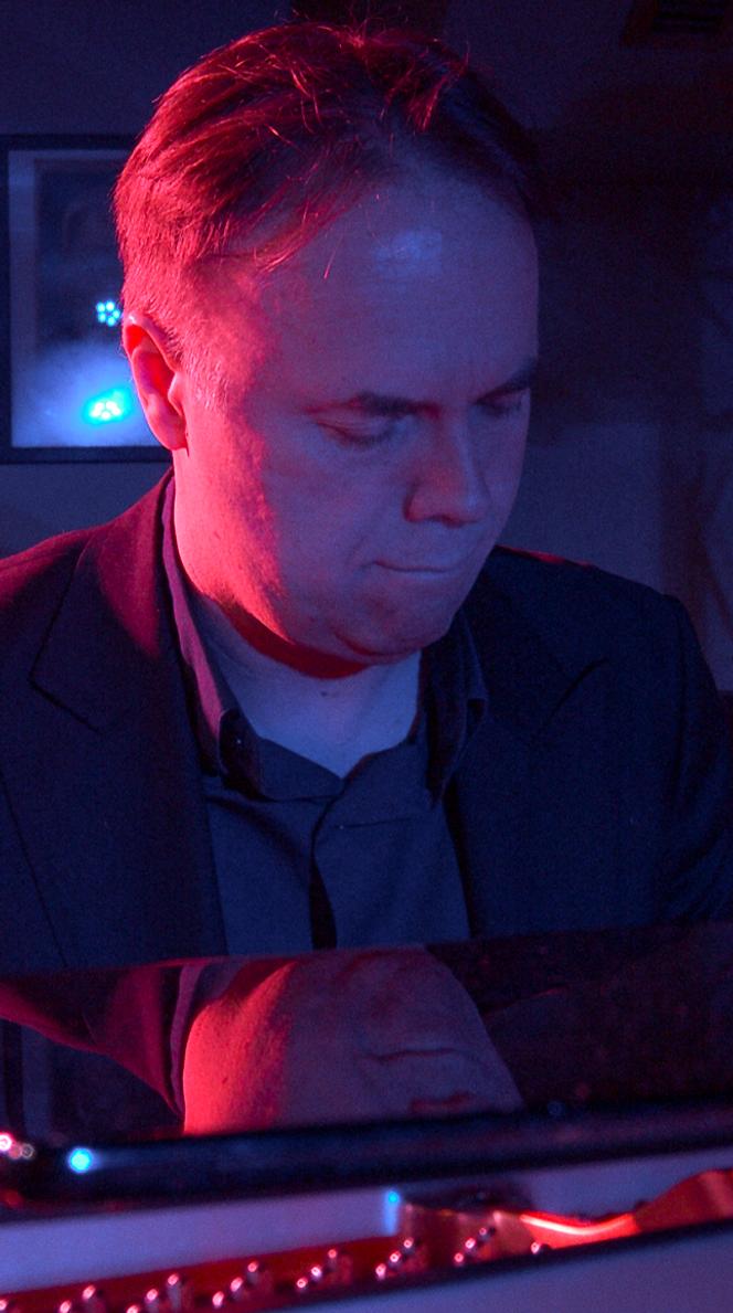 Le pianiste Laurent Courthaliac en concert, en 2022, au Sunset-Sunside, à Paris.
