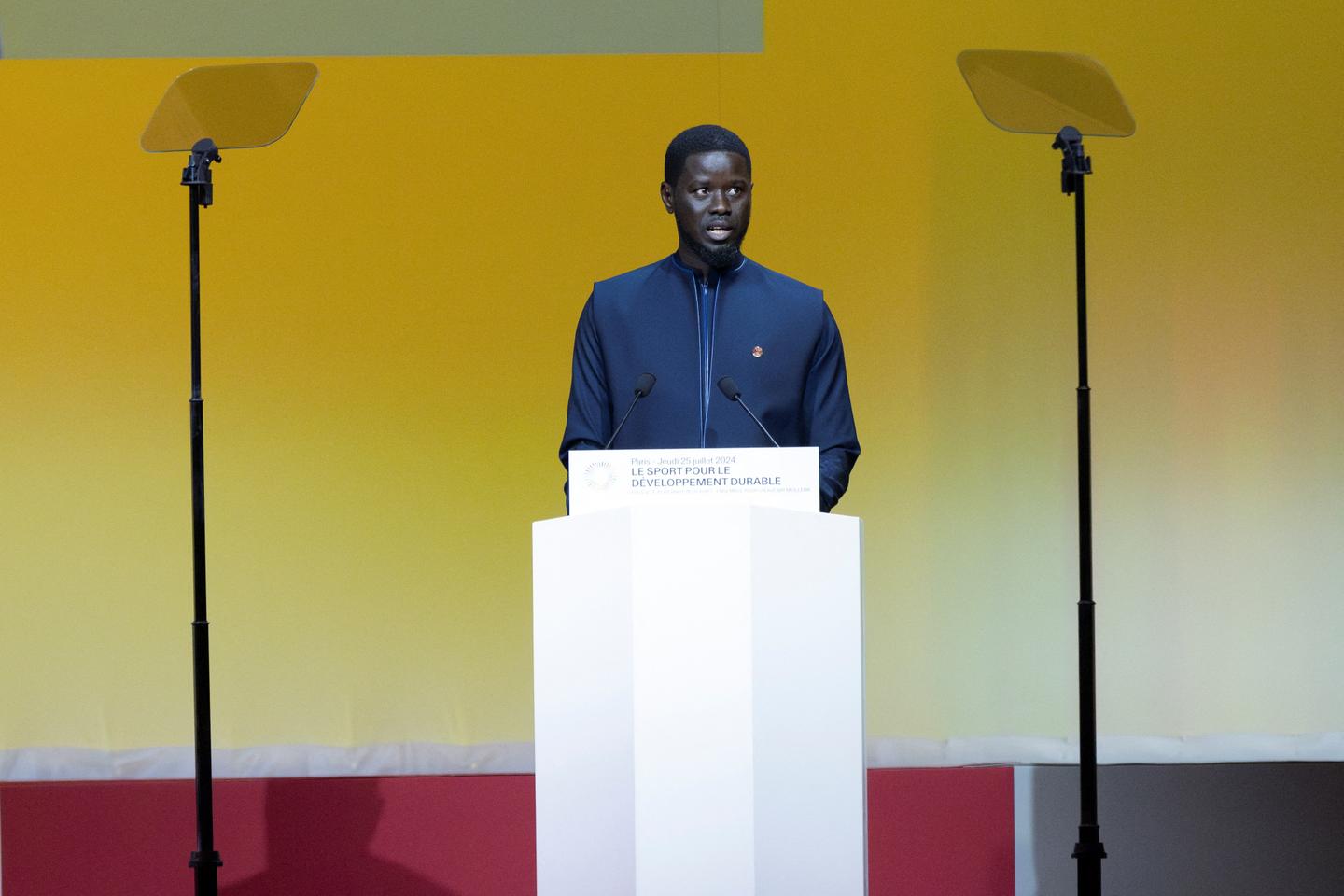 Senegal president calls for 'renewed dialogue' with national press