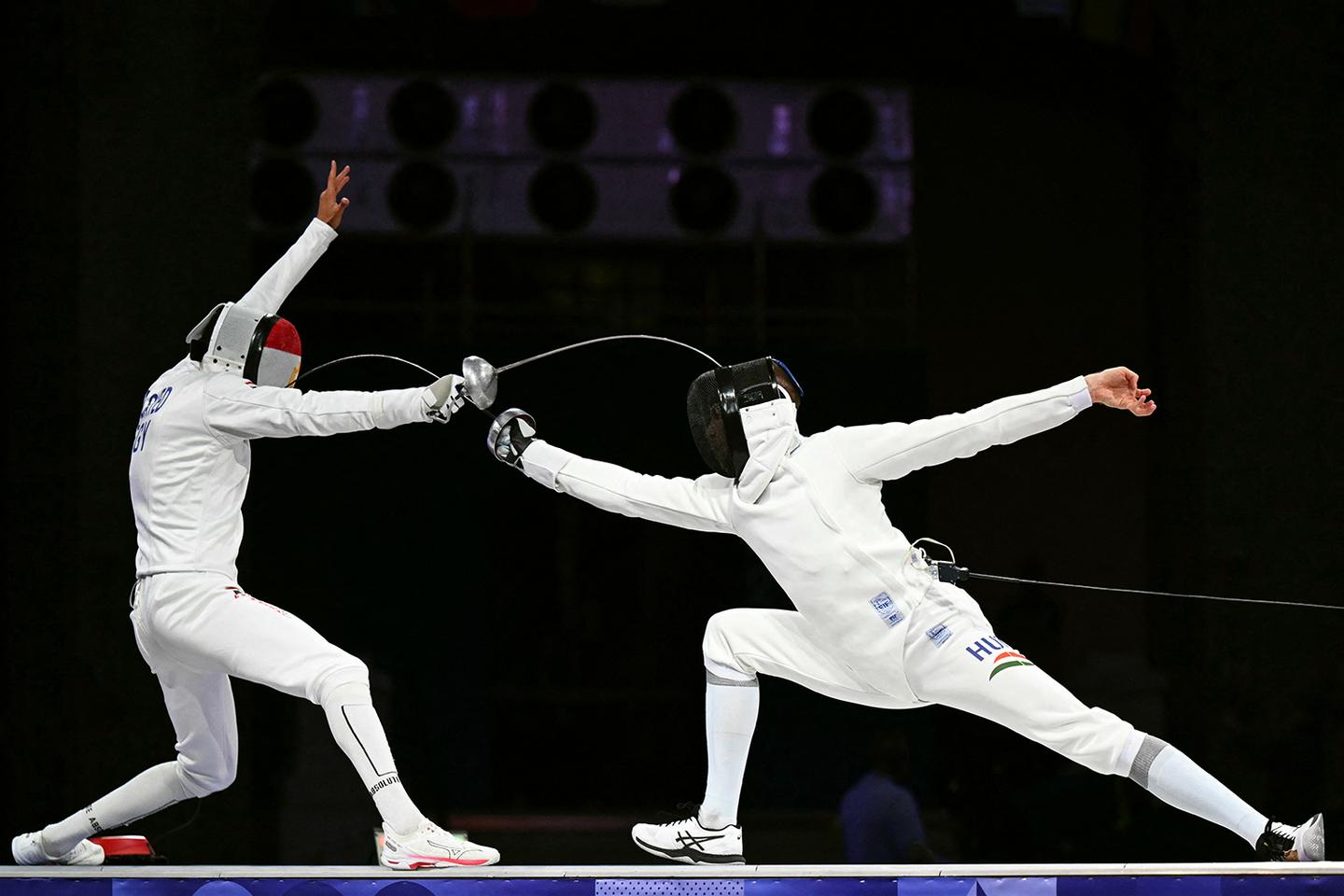 The clothes make the fencer. Does anyone care?