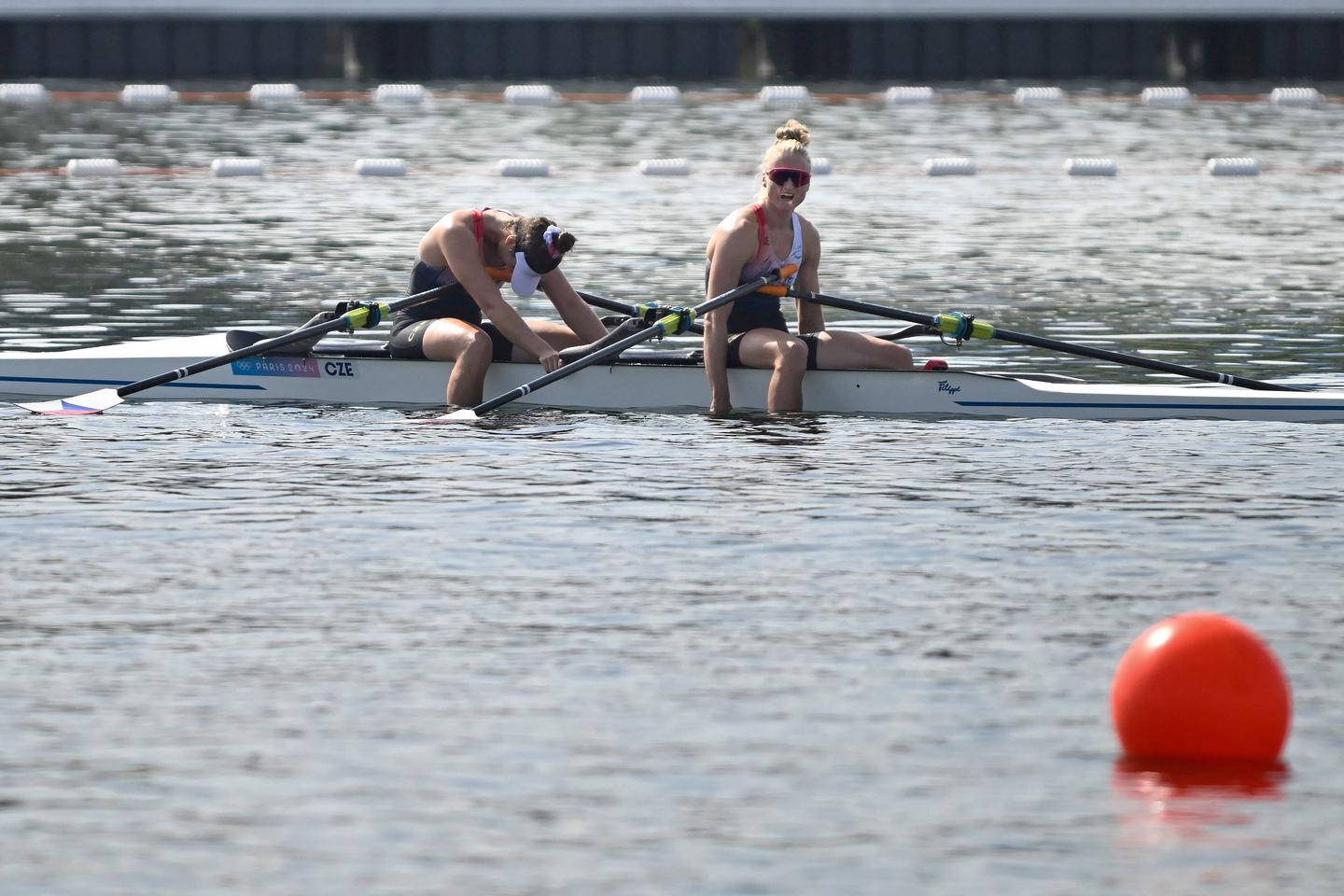 Paris 2024: Athletes put to the test by extreme heat