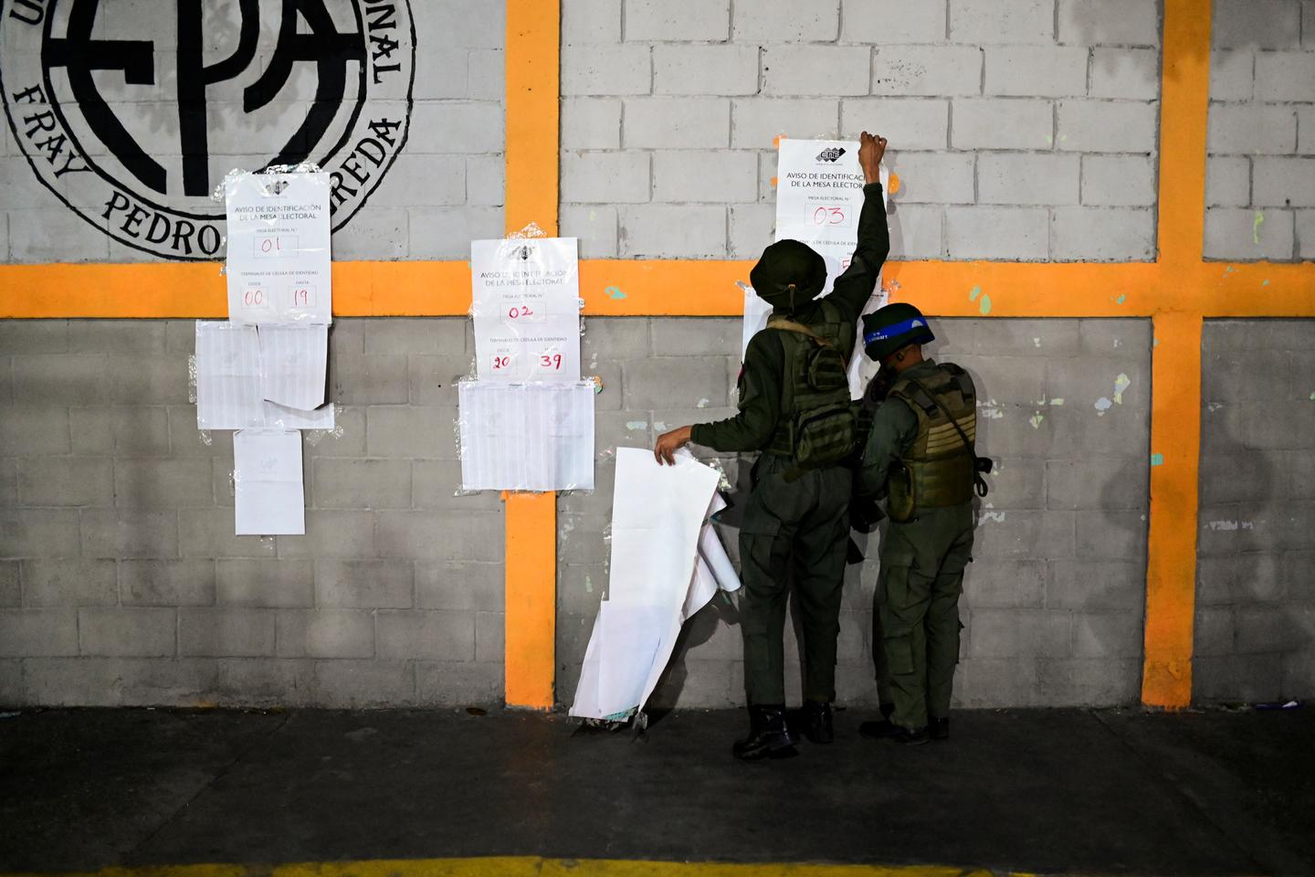 Battle rages over Venezuela's electoral system, the 'best in the world'