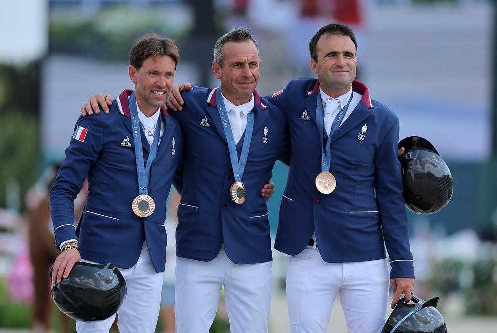 Tony Estanguet – Jeux Olympiques Paris 2024 – Léon Marchand – Teddy Riner – Flamme