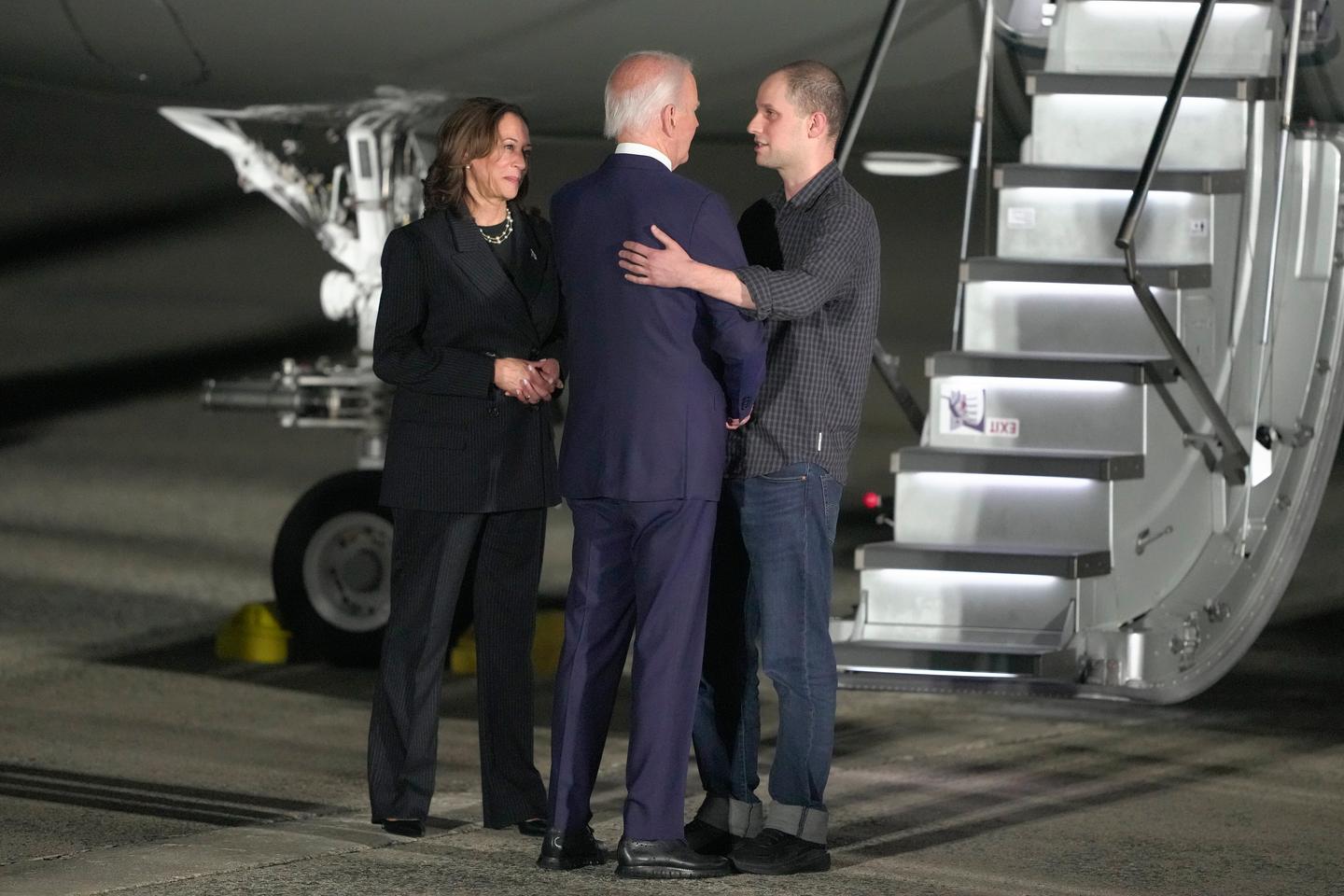 Exchange of prisoners between West and Russia is diplomatic success with bitter aftertaste