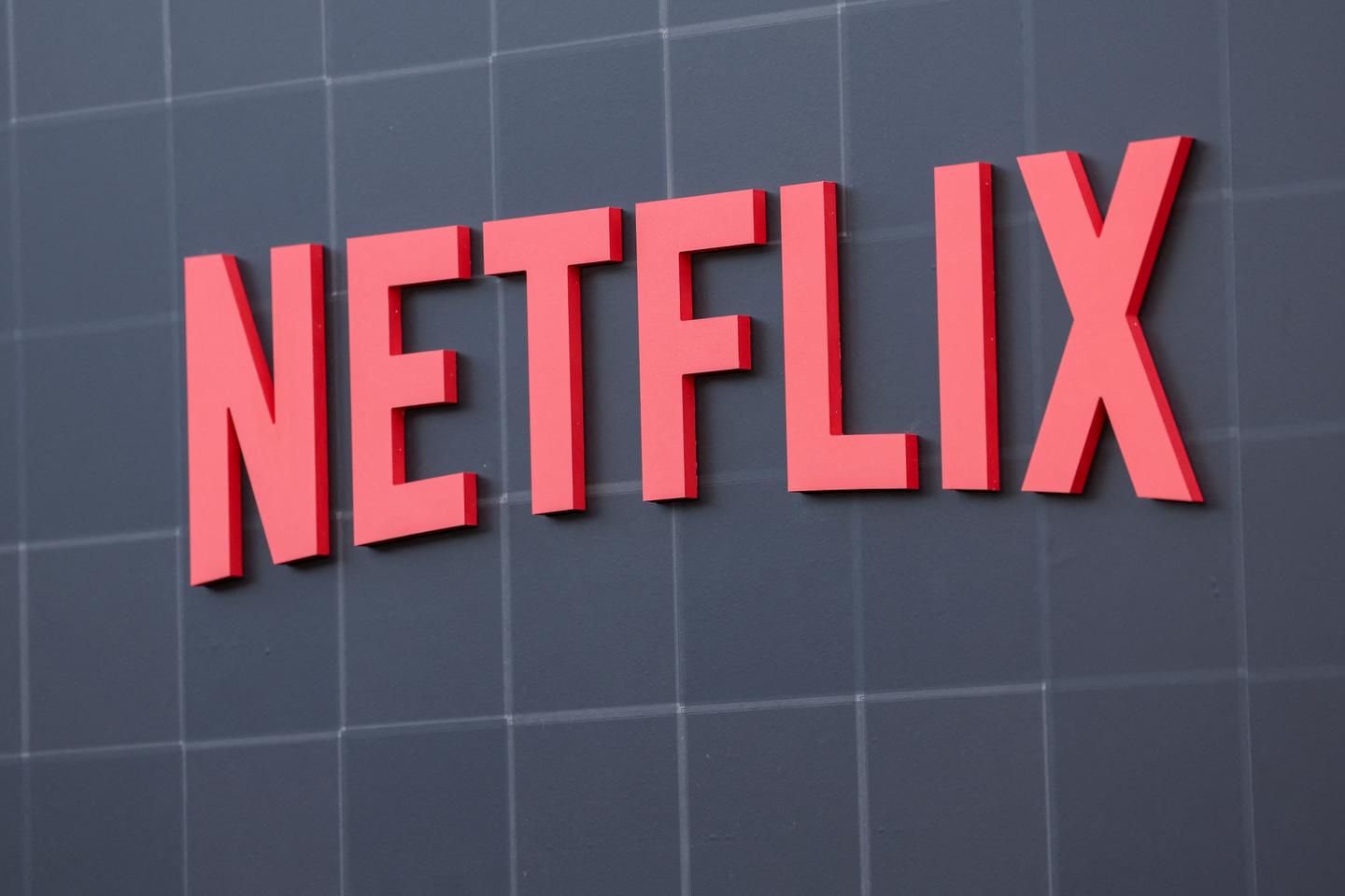 „Tajemniczy”, „Heartstopper”… Co wiemy o możliwym piractwu nowego serialu Netfliksa