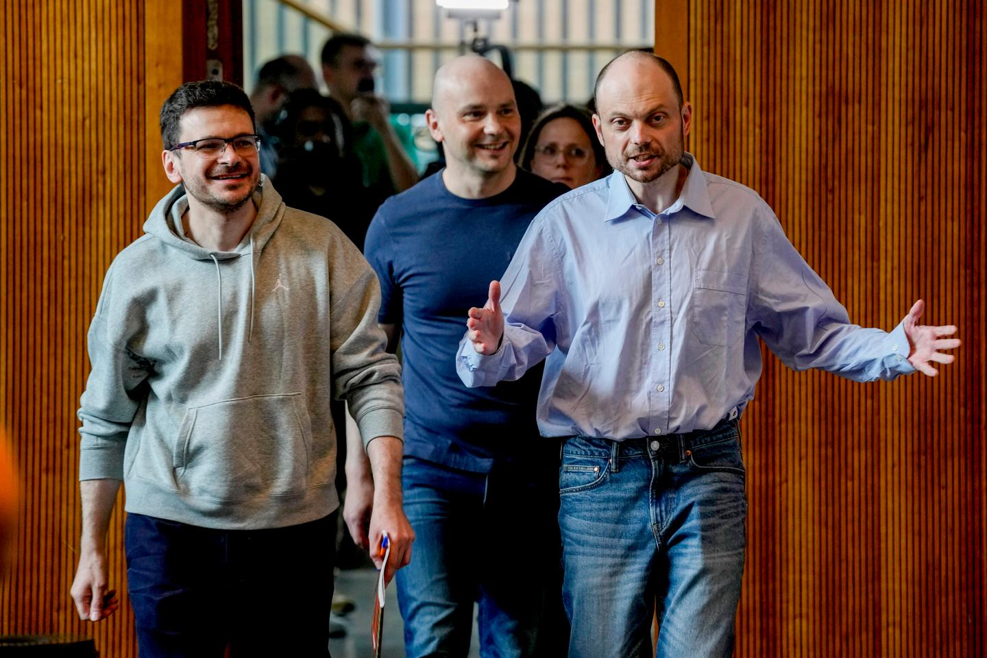 Russian opponents recount release: 'I arrived in boxers, T-shirt and shower slippers'
