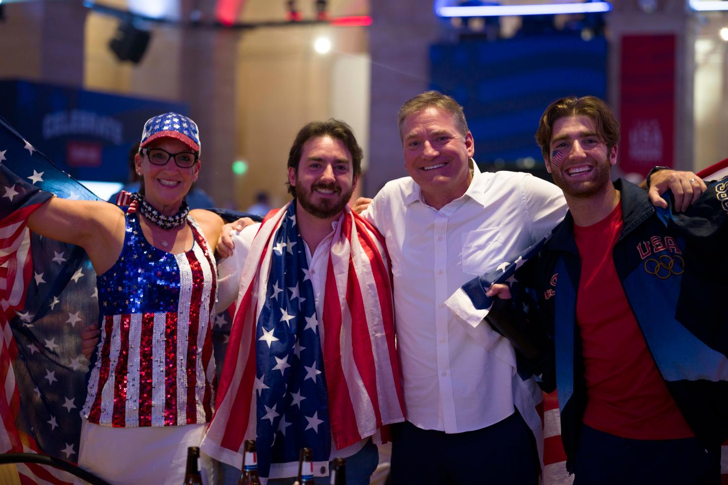 Felices como los americanos en París