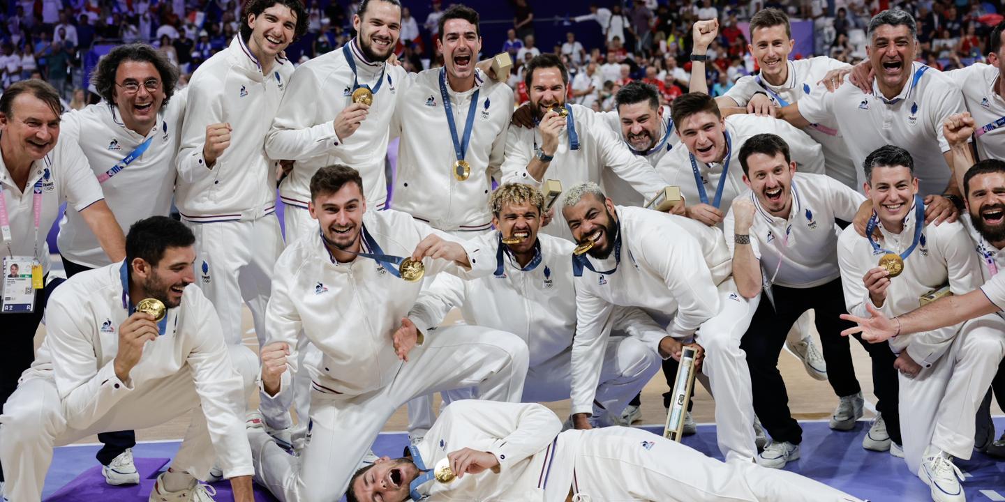los jugadores franceses de voleibol retuvieron su título olímpico contra los polacos; Francia iguala su récord de los Juegos de Atlanta de 15 medallas de oro