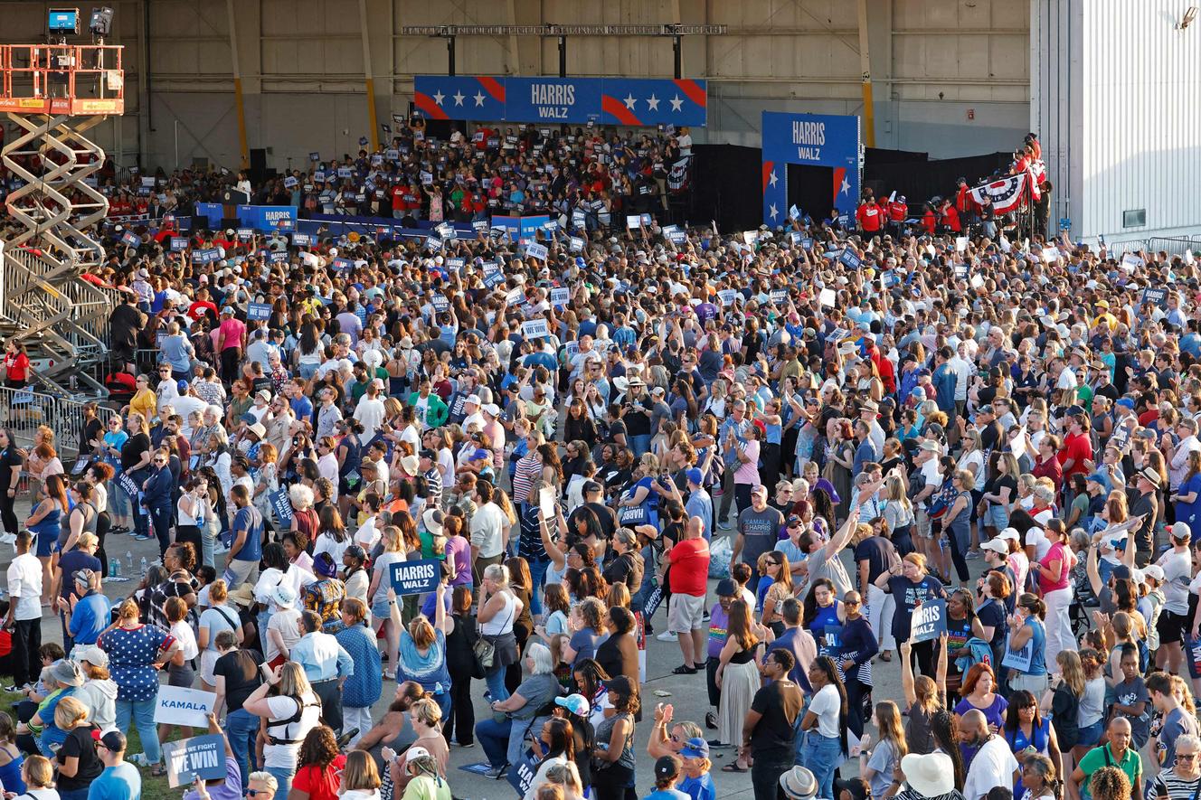 US elections 2024: Trump's baseless claims about crowds at Harris rallies