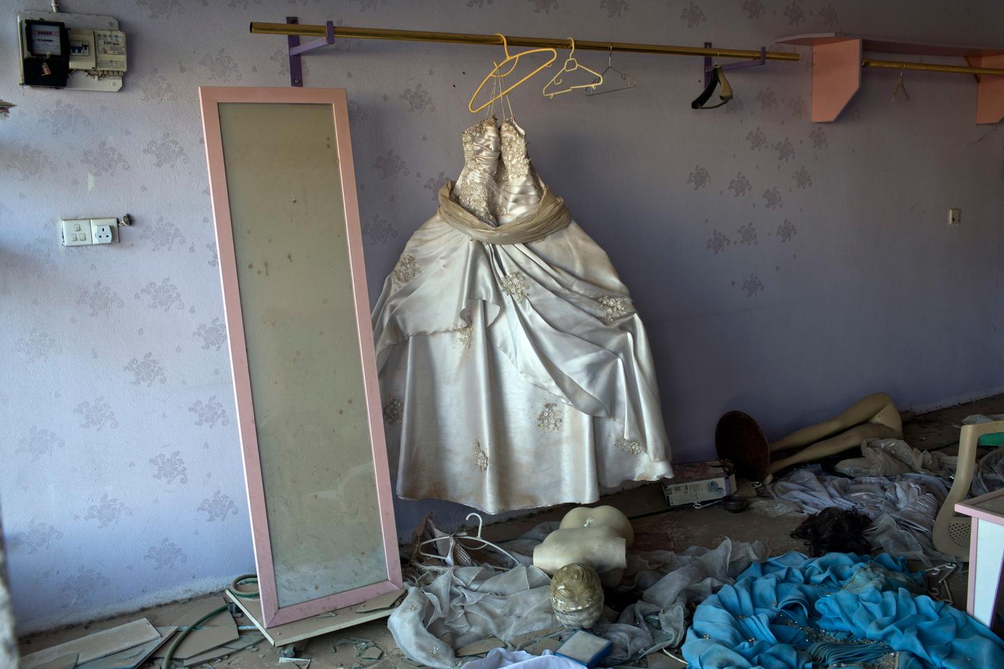 In Iraq, a bill could legalize child marriage