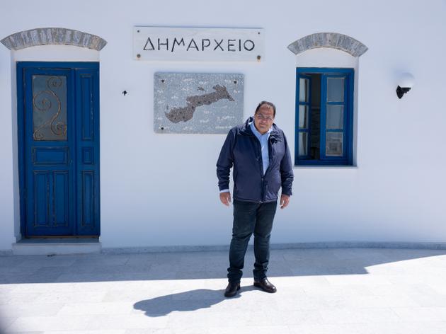 Eleftherios Karaiskos, mayor of Amorgos, in front of his office, April 12, 2024.