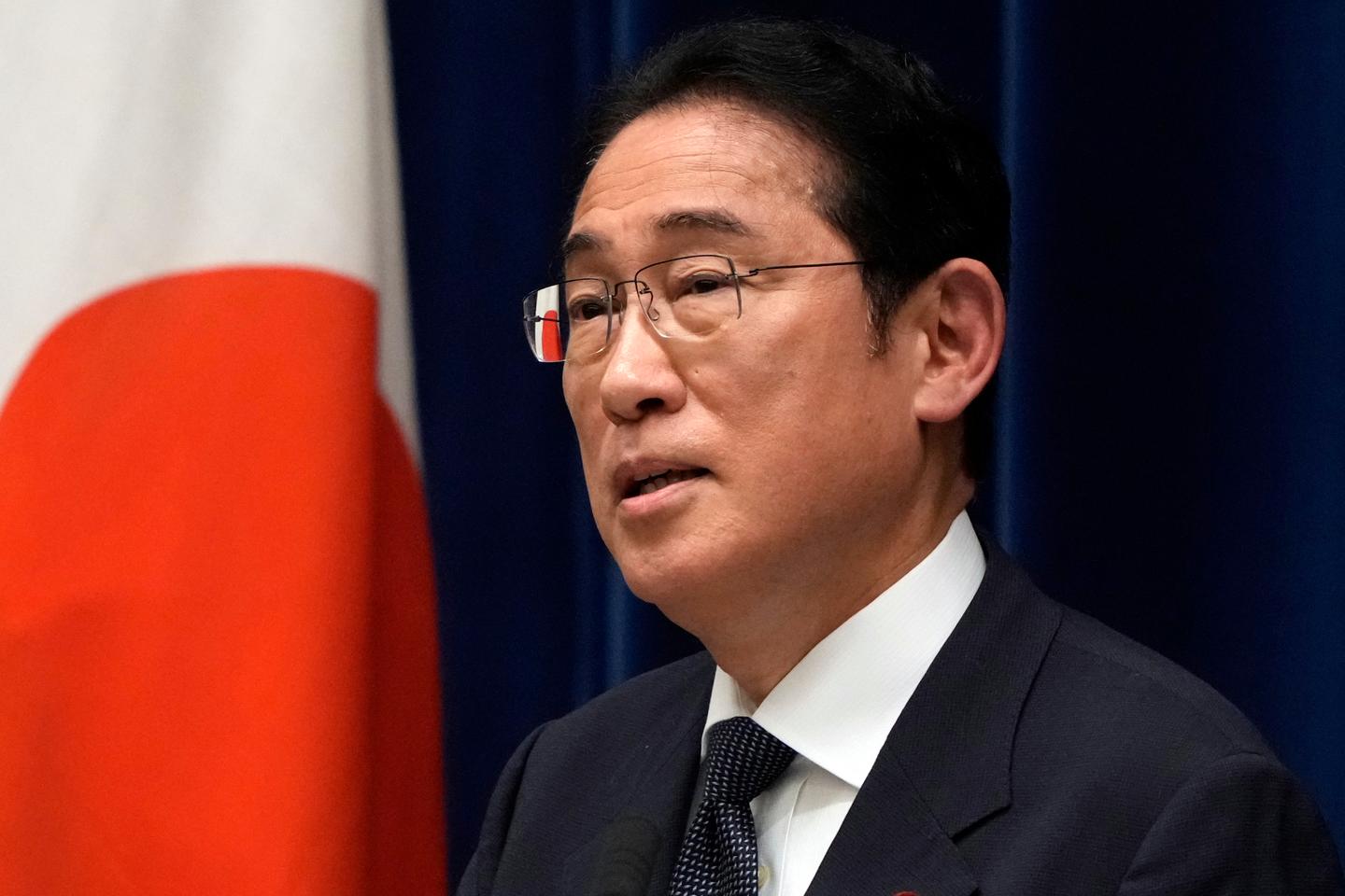 Japanese Prime Minister confirms he is dropping out of the race