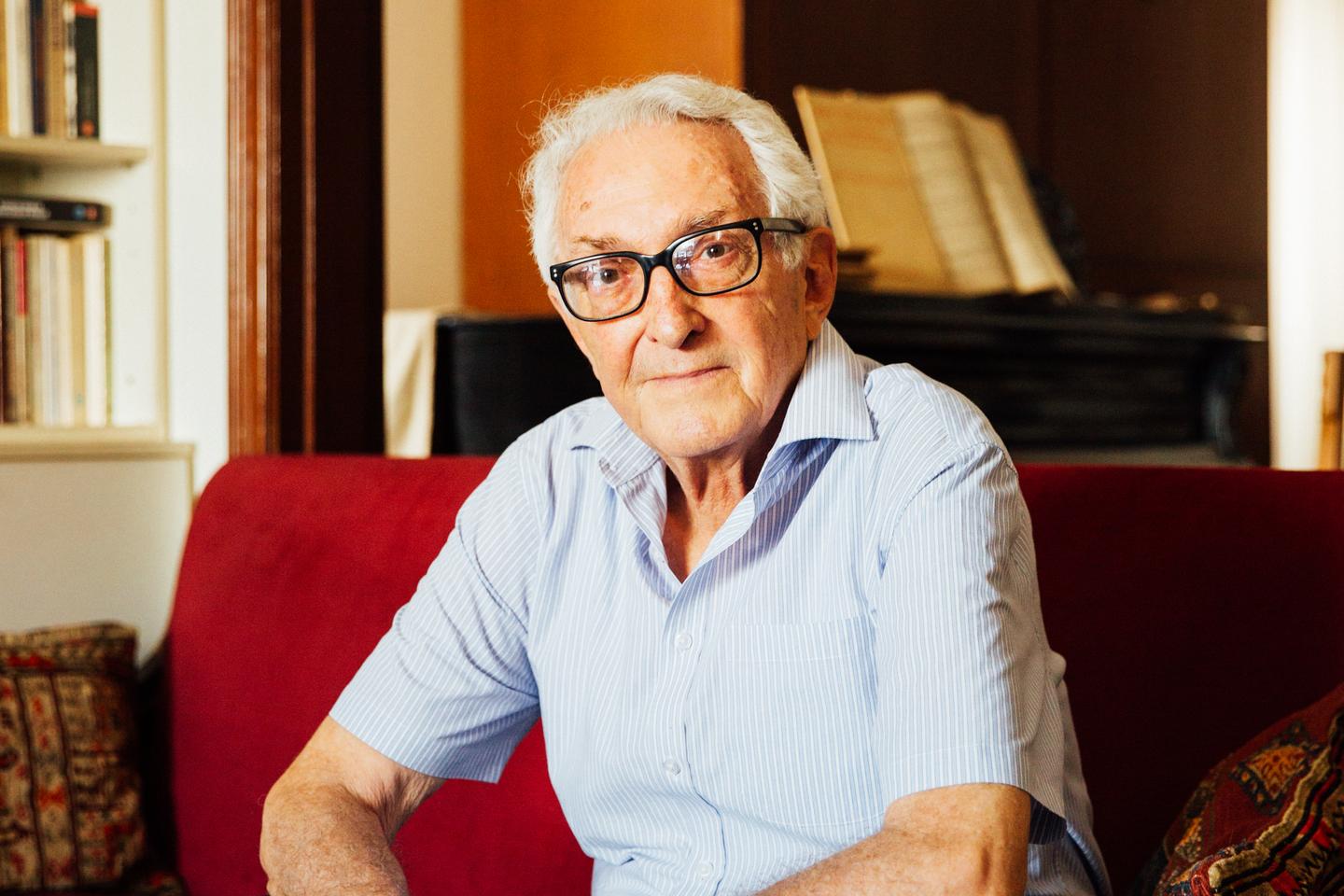 レバノンの経済学者で元財務大臣のジョルジュ・コルム氏が死去