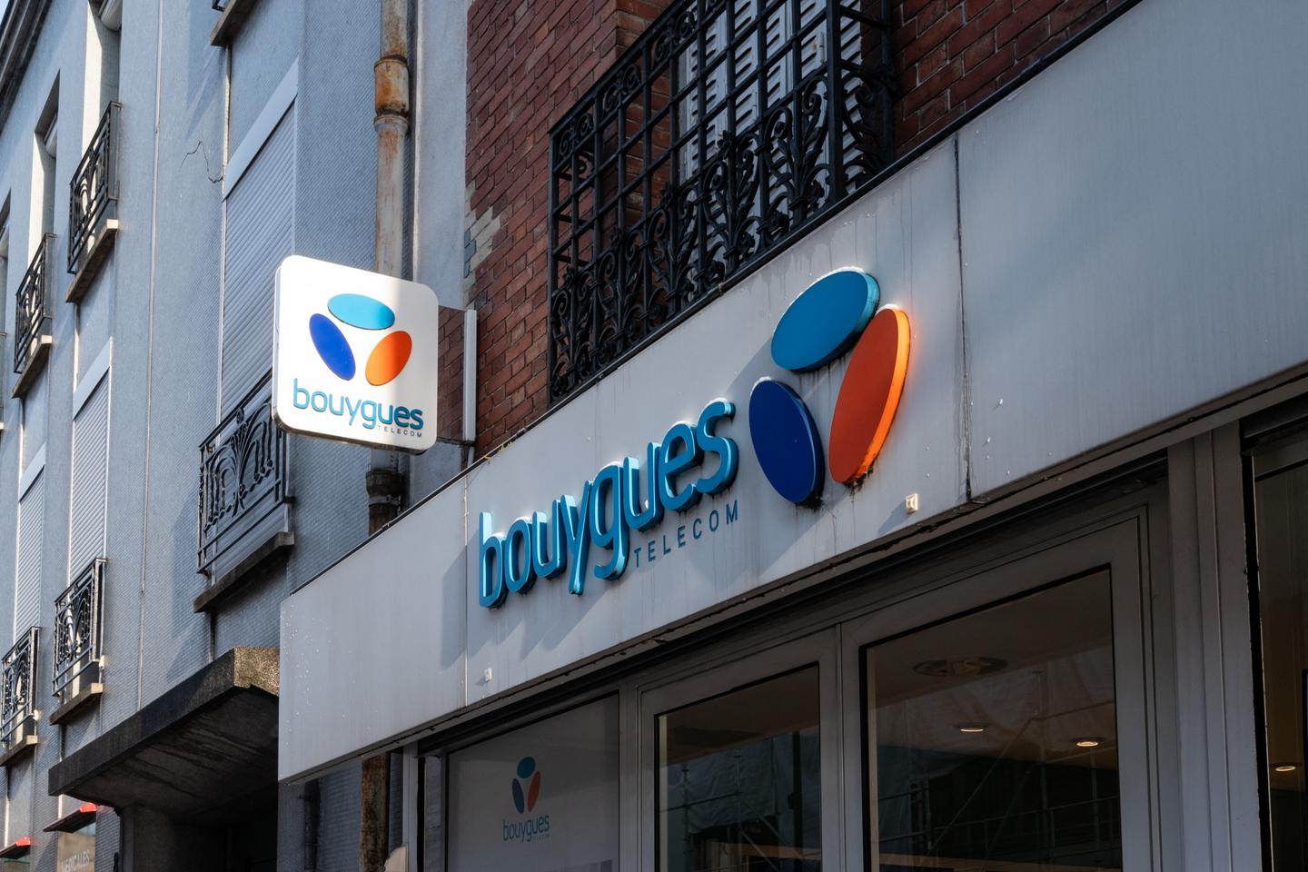De Mededingingsautoriteit geeft Bouygues Telecom toestemming om La Poste Telecom over te nemen