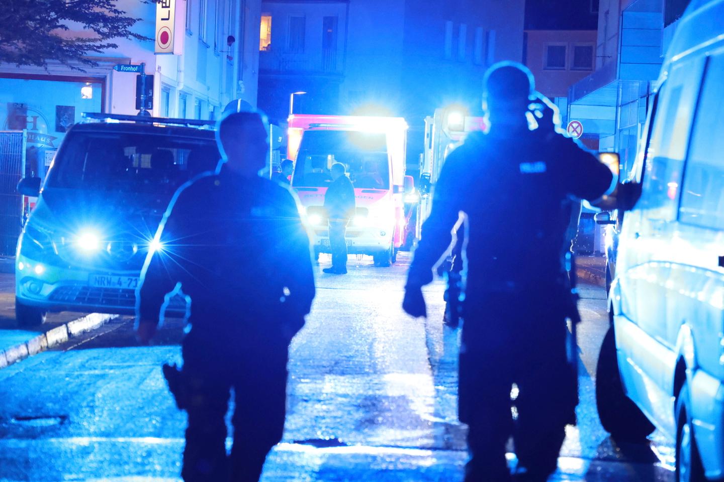 En Solingen, Alemania, un ataque con cuchillo deja al menos tres muertos, el agresor aún está buscado
