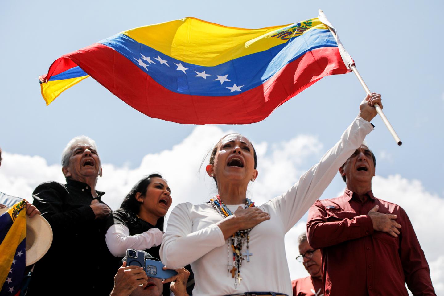 Venezuela : l’opposition appelle à manifester le 28 août, un mois après ...