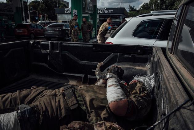 A Russian prisoner captured the day before in the Kursk region, Sumy, August 15, 2024.
