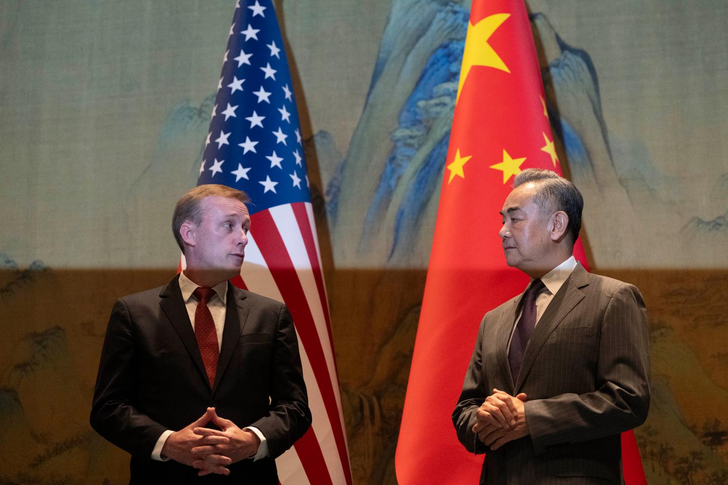 High-level US official's visit to Beijing shows renewed dialogue between the two countries