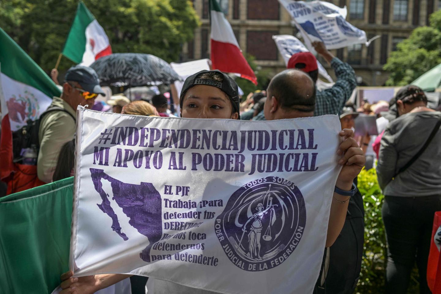 Mexico's President AMLO's judiciary reform bill paralyzes courts