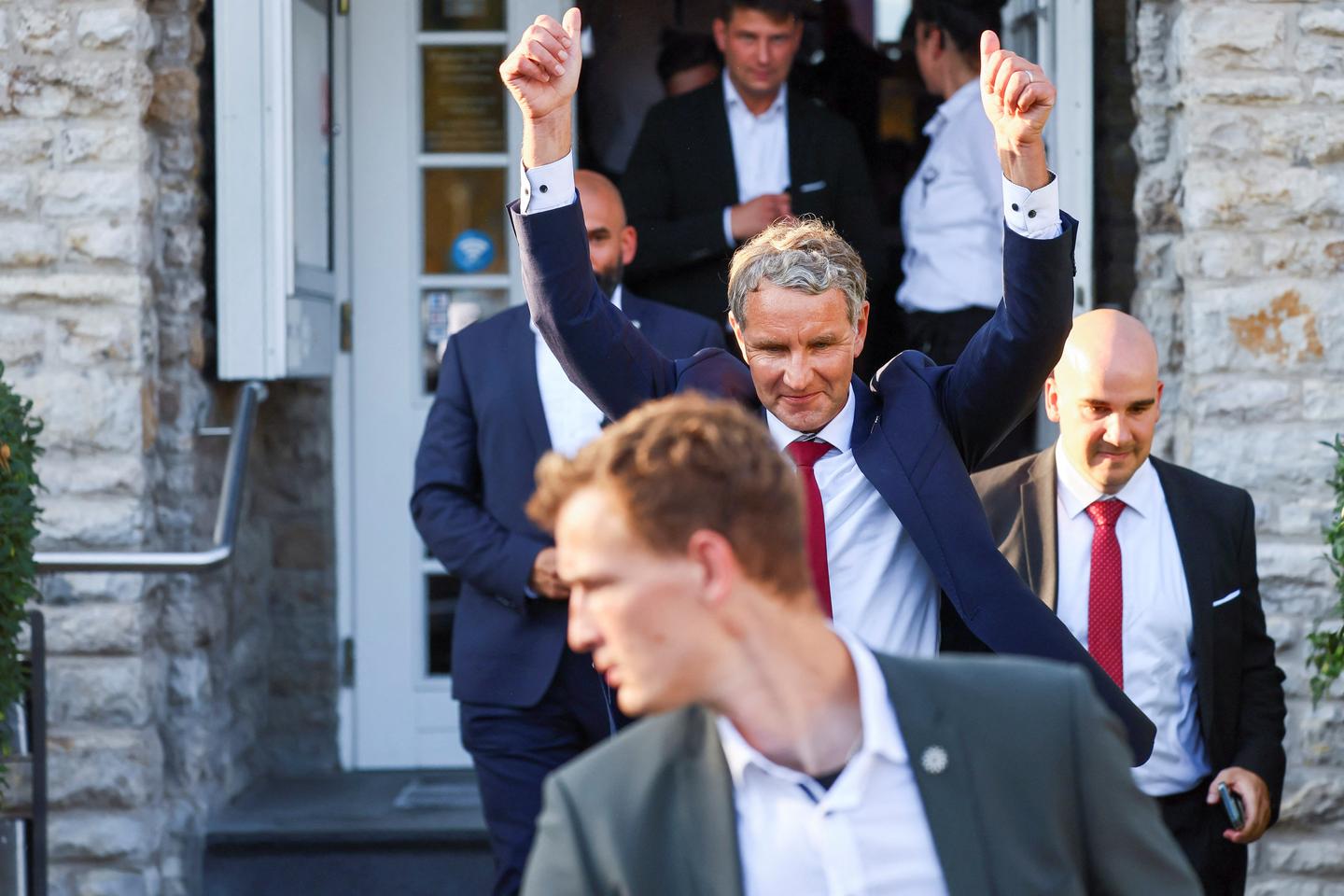 Regional elections in Germany: far right in the lead, Olaf Scholz's coalition even more fragile
