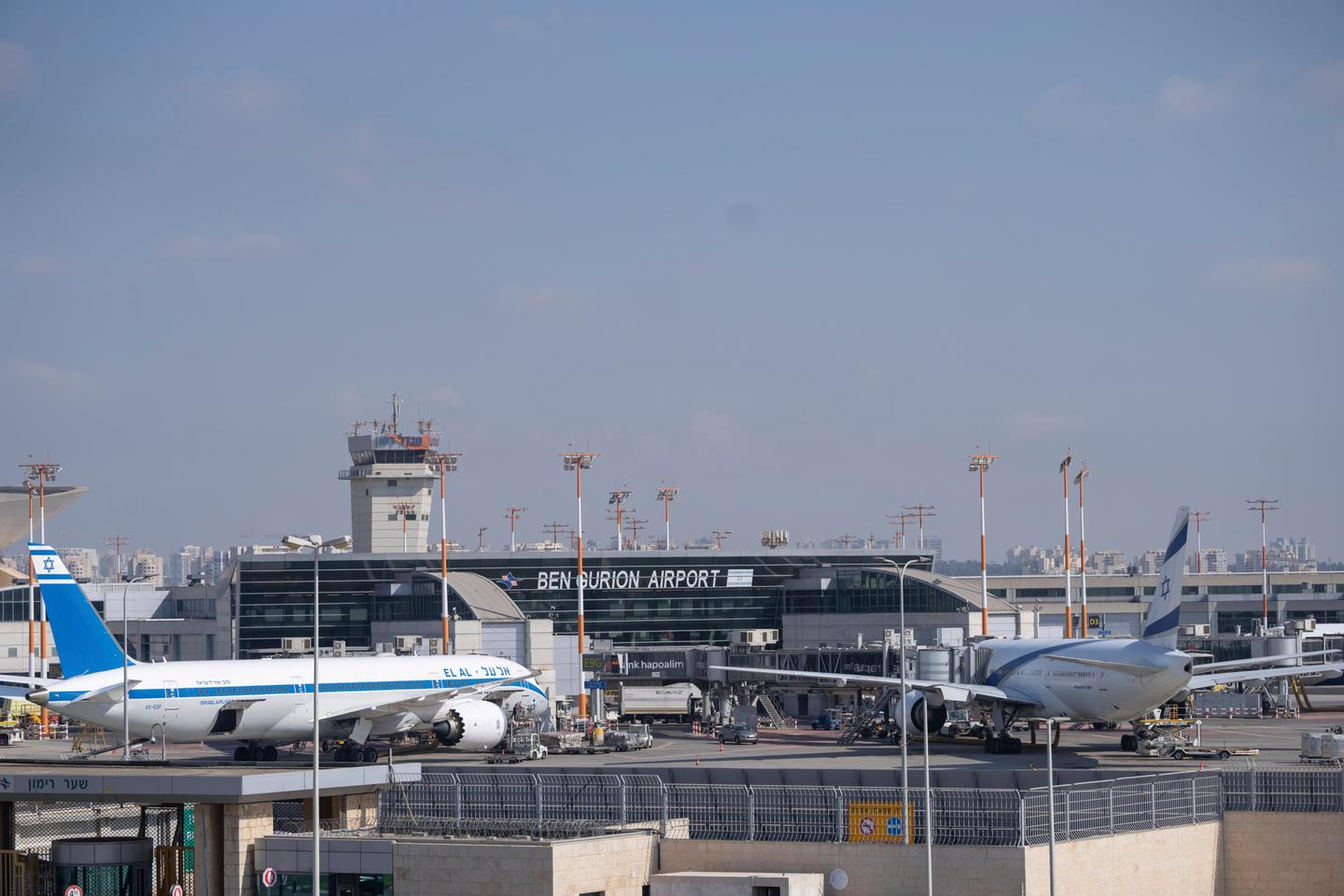 Yemen rebels claim missile attack on Tel Aviv airport
