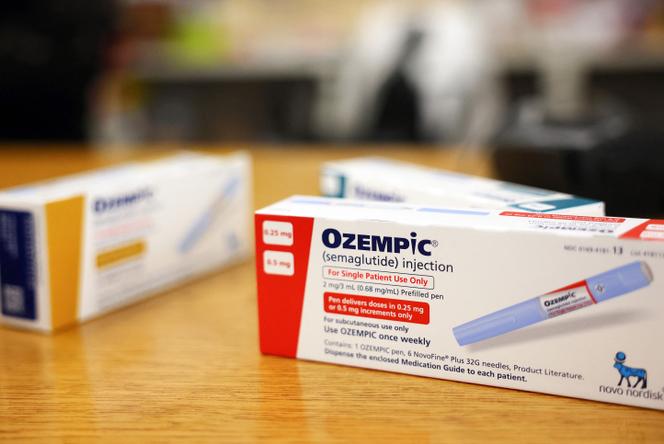 Des boîtes du médicament contre le diabète Ozempic dans une pharmacie, à Los Angeles, le 17 avril 2023.
