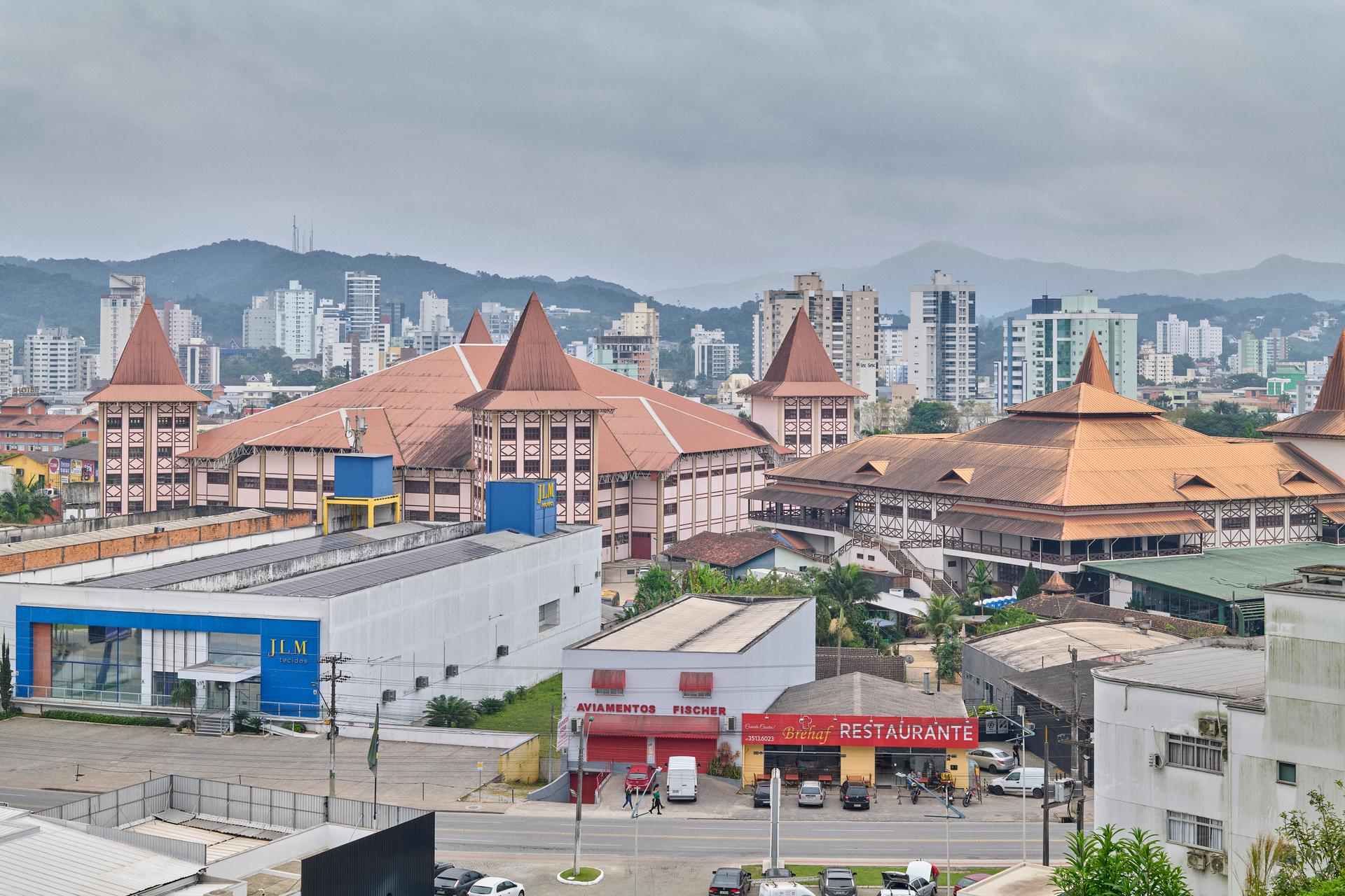 The town of Brusque, in the state of Santa Catarina (Brazil), on September 2, 2024. Many of the town's inhabitants are descendants of Germans, and the architecture of the town's central market hall (center) bears witness to this heritage.