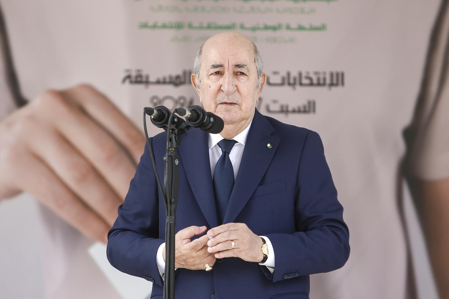 アブデルマジド・テブン大統領の再選後、アルジェリアは地域地政学の難題に直面している。
