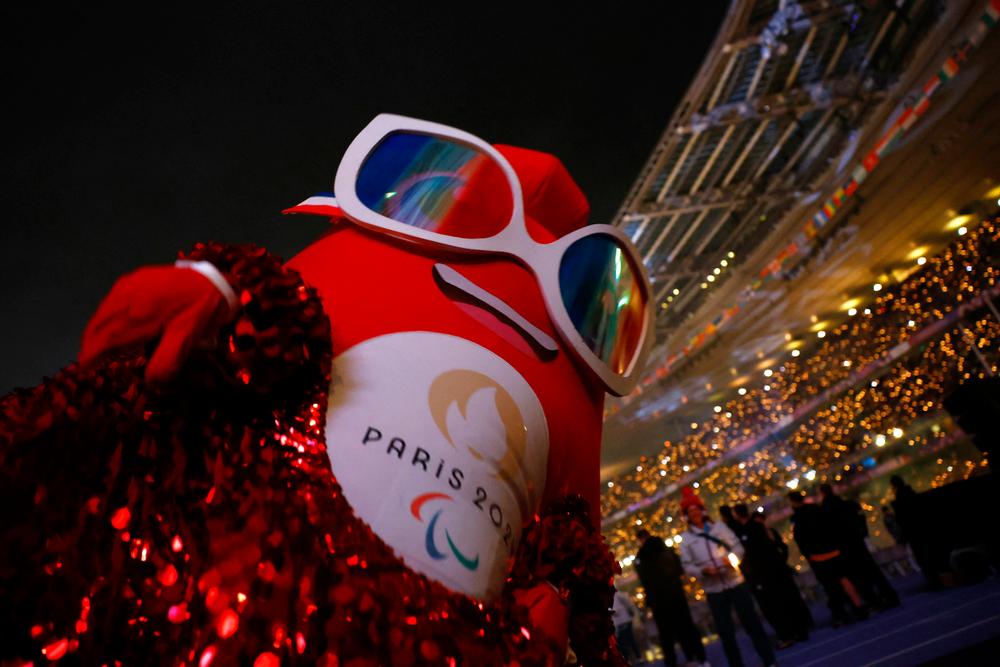 Cérémonie de clôture des Jeux paralympiques 2024 : la flamme
