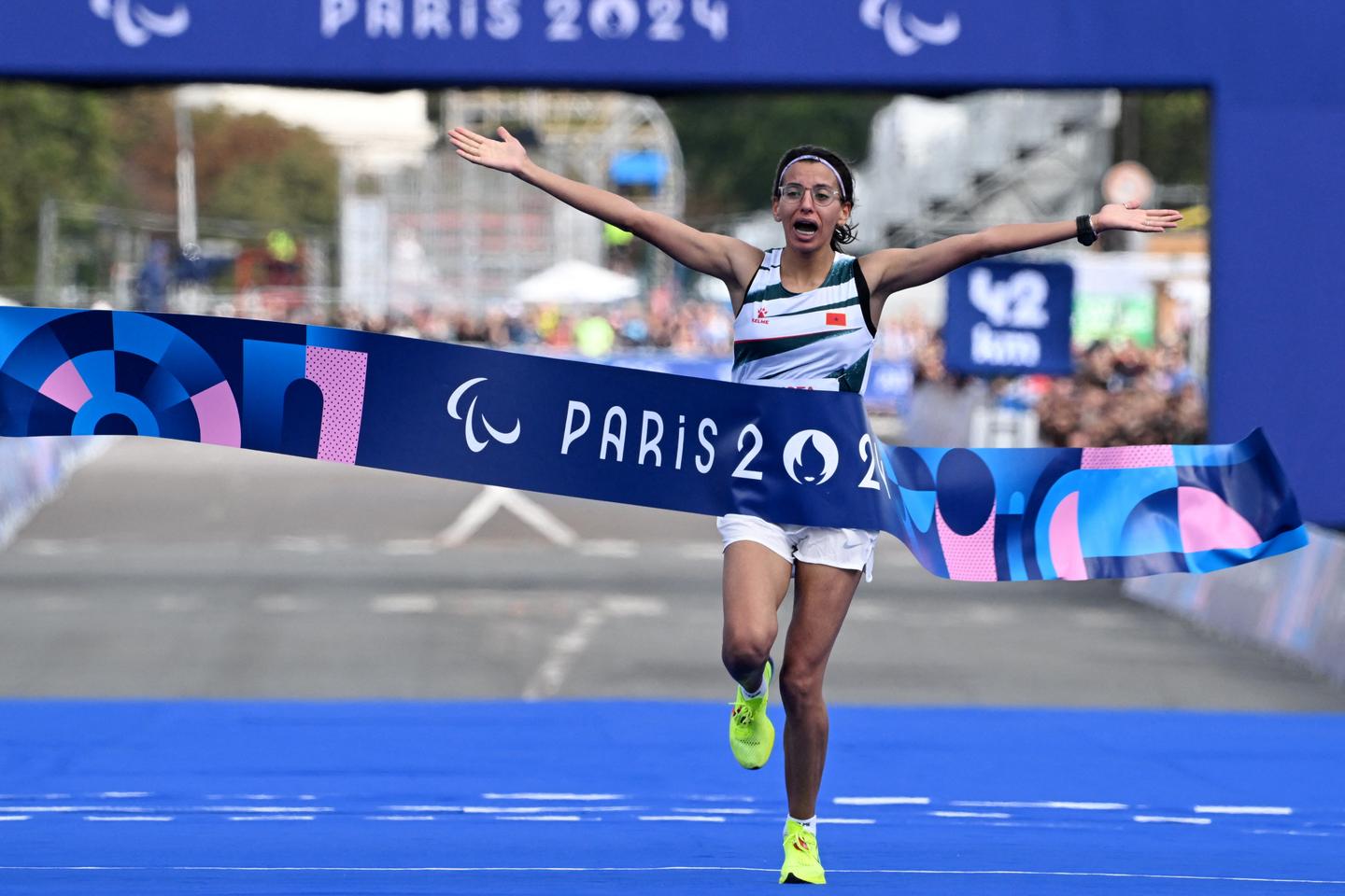 Paris 2024 Morocco’s Fatima Ezzahra El Idrissi smashes marathon world record on last day of