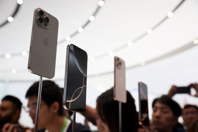 Le nouvel iPhone 16, présenté lors de la conférence annuelle de lancement des nouveaux produits Apple, au siège de l’entreprise, à Cupertino (Etats-Unis), le 9 septembre 2024.