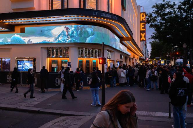 Le cinéma le Grand Rex, à Paris, lors de l’avant-première de la sortie de « Kaizen », documentaire du youtubeur Inoxtag, le 13 septembre 2024.