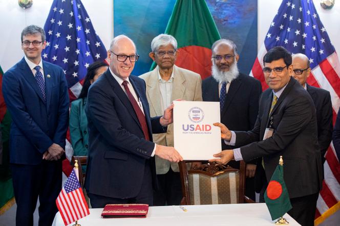 L’agence américaine pour le développement international, USAID, a signé un accord portant sur une aide au Bangladesh d’un peu plus de 200 millions de dollars, le 15 septembre 2024.