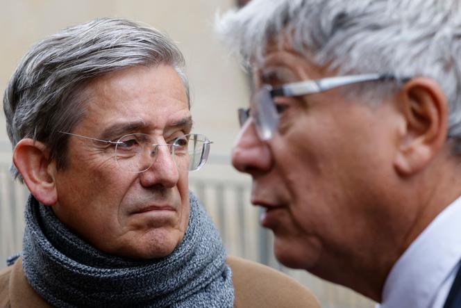 Charles de Courson, député du groupe Libertés, indépendants, outre‑mer et territoires, et Eric Coquerel, député La France insoumise et président de la commission des finances, à l’Assemblée nationale, à Paris, le 17 septembre 2024.