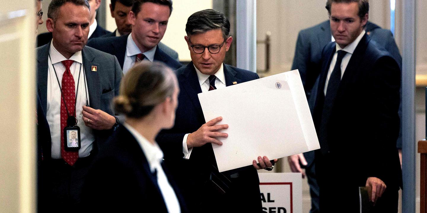 US lawmakers fail to pass funding plan to avert shutdown