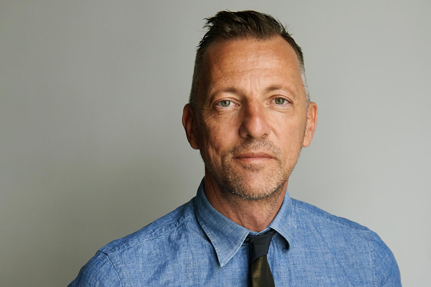 艺术总监 Olivier Saillard 发明了自己的服装和时尚语言 艺术总监 Olivier Saillard 发明了自己的服装和时尚语言