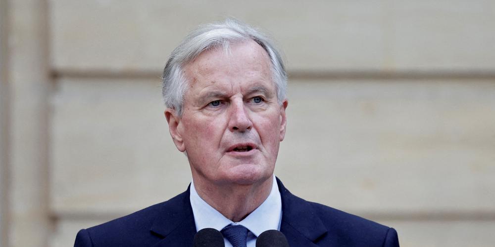 Le premier ministre Michel Barnier à Matignon lors de la passation de pouvoir avec son prédécesseur, Gabriel Attal, le 5 septembre 2024.